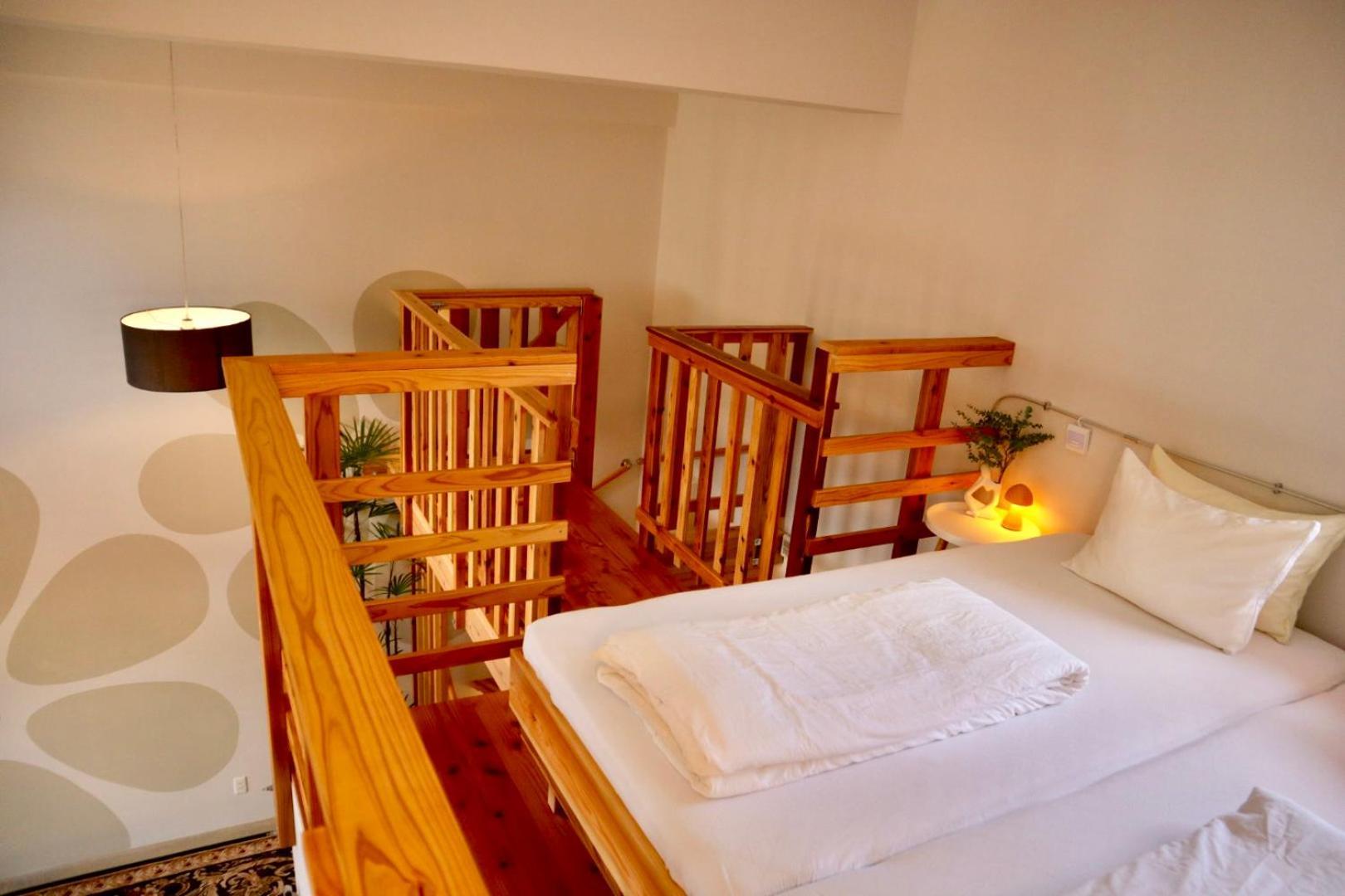 Hotel Little Swiss House Motobu Exterior foto